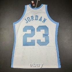 100% Authentic Michael Jordan Mitchell & Ness 83 84 Tar Heels Jersey Size 44 L