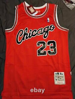 100% Authentic Michael Jordan Mitchell Ness 84 85 Bulls Jersey Size M (NBA.com)