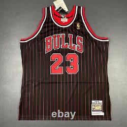 100% Authentic Michael Jordan Mitchell Ness 96 97 Bulls Jersey Size 52 2XL