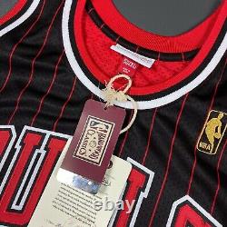 100% Authentic Michael Jordan Mitchell Ness 96 97 Bulls Jersey Size 52 2XL