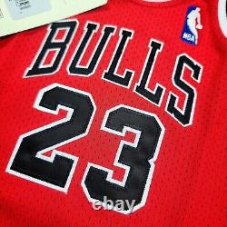 100% Authentic Michael Jordan Mitchell Ness 97 98 Bulls Jersey Size 18M Infant