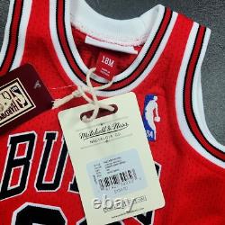 100% Authentic Michael Jordan Mitchell Ness 97 98 Bulls Jersey Size 18M Infant