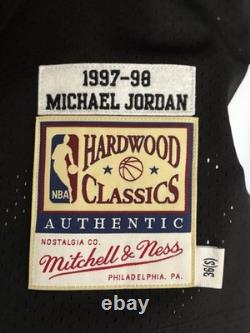 100% Authentic Michael Jordan Mitchell & Ness 97 98 Bulls Jersey Size 36 S Mens