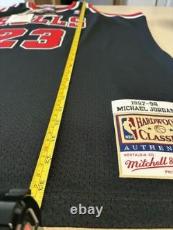 100% Authentic Michael Jordan Mitchell Ness 97 98 Bulls Jersey Size 52 2XL Mens