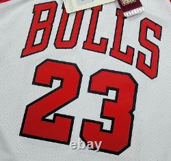 100% Authentic Michael Jordan Mitchell Ness 97 98 Finals Bulls Jersey Size 44 L