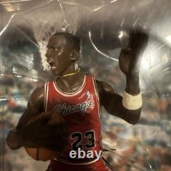 1985 Michael Jordan Upper Deck 1985 Slam Dunk Contest Pro Shots 2008 Figure