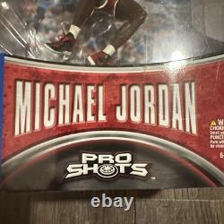1985 Michael Jordan Upper Deck 1985 Slam Dunk Contest Pro Shots 2008 Figure