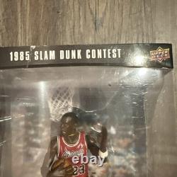 1985 Michael Jordan Upper Deck 1985 Slam Dunk Contest Pro Shots 2008 Figure