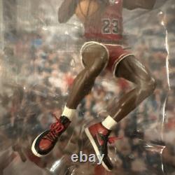 1985 Michael Jordan Upper Deck 1985 Slam Dunk Contest Pro Shots 2008 Figure