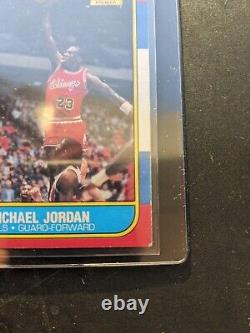 1986-87 Fleer Michael Jordan Rookie Card Centered Authentic Rare Card
