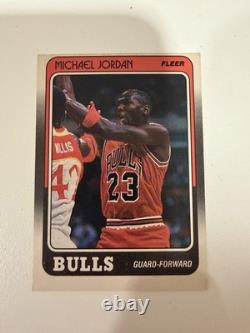 1988-89 Fleer Michael Jordan #17 Chicago Bulls HOF Vintage Basketball Card