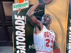 1993 Vintage Michael Jordan Gatorade NBA Life Size Stand Up Cardboard Display