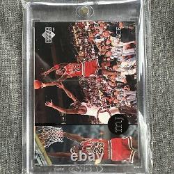 1994-95 Upper Deck Rare Air Decade of Dominance #89 Michael Jordan Menendez