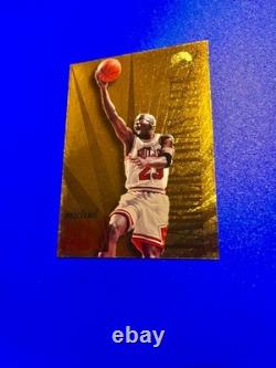 1995-96 Skybox Premium Larger than Life Michael Jordan #L1