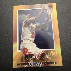1996-97 Skybox E-X 2000 Michael Jordan Gold Acetate #9 Chicago Bulls JY