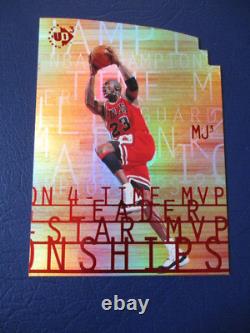 1997-98 UD3 MJ3 #MJ3-3 MICHAEL JORDAN Die-Cut Chicago Bulls