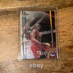 1998 TOPPS FINEST withPROTECTOR MICHAEL JORDAN BASKETBALL CARD #81 CHICAGO BULLS