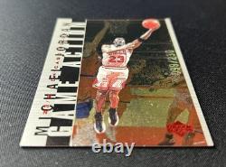 1998 UD Living Legend Game Action Silver G21 MICHAEL JORDAN #099/230 RARE