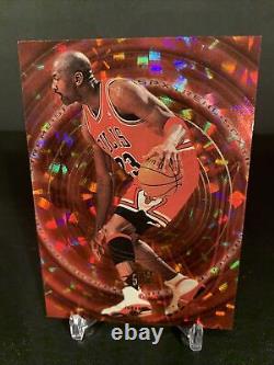 1999-00 SPx SPXtreme Michael Jordan Basketball Card #X1 HOF Insert Bulls