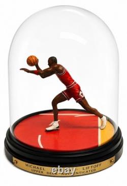 1999 Upper Deck Authenticated UDA Tributes Michael Jordan Liftoff 1988 Slam Dunk