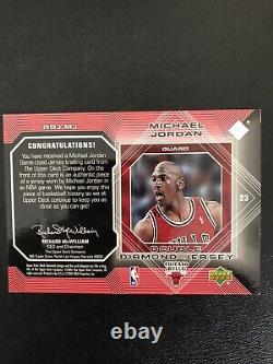 2005-06 Michael Jordan Upper Deck Black Double Diamond Game Used Jersey /250