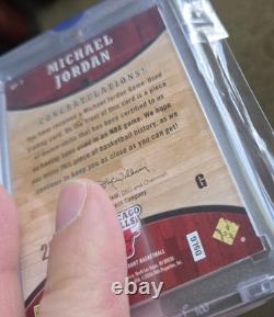 2006-07 Upper Deck Hardcourt Game Floor GF-7 Michael Jordan Game-Used Bulls