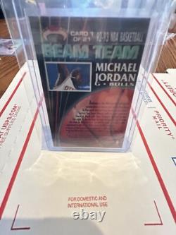92-93 Topps Stadium Club Beam Team #1 Michael Jordan Rare Insert Card Nice
