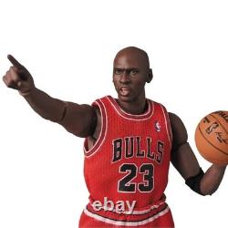 Anime Mafex Basketball Star Michael Jordan MJ James Figures Real Clothes