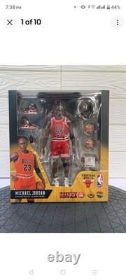 Anime Mafex Basketball Star Michael Jordan MJ James Figures Real Clothes