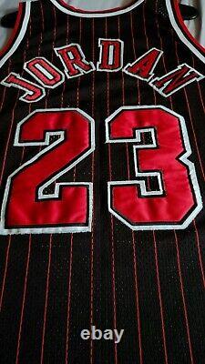 Authentic Champion Michael Jordan, 1995-96 Chicago Bulls Pinstripe Jersey Sz 48