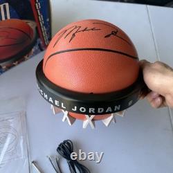 Brand New! Upper Deck 1999 Michael Jordan Animated Basketball Telephone #024205