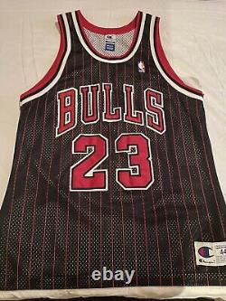 Champion Michael Jordan Chicago Bulls Pinstripe Authentic NBA Jersey 44 Preowned