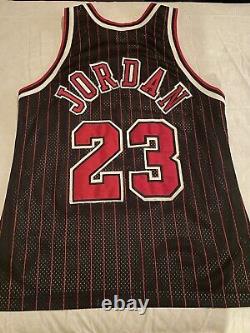 Champion Michael Jordan Chicago Bulls Pinstripe Authentic NBA Jersey 44 Preowned