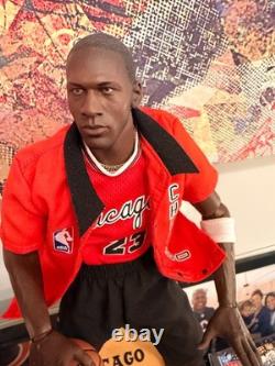 Enterbay NBA Michael Air Jordan Nike Shoes FINAL 16 Real Masterpiece 2 FIGURES