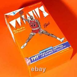 Finish Your Breakfast Michael Jordan Serial Box Naturel