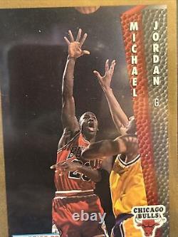 Fleer 1992-93 Michael Jordan 32 Error Card RARE! 3 Red Circles