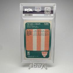 Fleer Michael Jordan #17 PSA 7 Graded Chicago Bulls 1988-89 Fleer Card