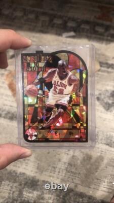 Gallery of Heroes Michael Jordan Atomic Gold Basketball Card
