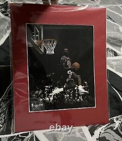 Highland Mint Chicago Bulls Michael Jordan 16x20 Canvas Photo