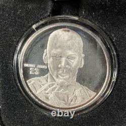 Highland Mint Michael Jordan Basketball 1 Troy oz. 999 Fine Silver Coin COA