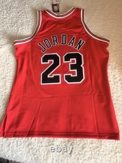 Jordan Mitchell & Ness Bulls 1997-98 NBA Finals Red Authentic Jersey 48(XL)