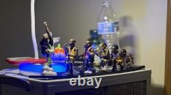 Kobe and Jordan's life-long figurines