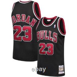 M&N Michael Jordan Chicago Bulls 1997/98 HWC Authentic Jersey Black Sz XL