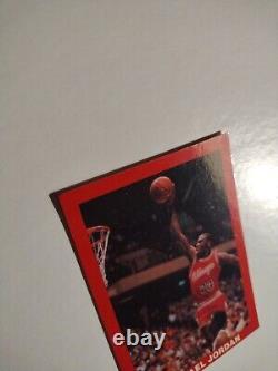 MICHAEL JORDAN 1989 STAR CO. DUNKING THE BASKETBALL CARD. Estate Sale Find