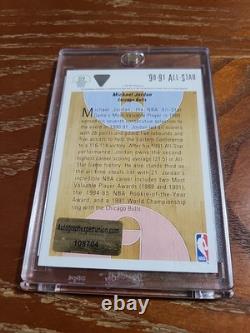 MICHAEL JORDAN 1990-91 U. D. East All-Star #69 (HARD-SIGNED AUTO) WithCOA (A. E. U.)