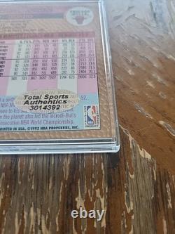 MICHAEL JORDAN 1992-93 Fleer Basketball #32 (HAND-SIGNED AUTOGRAPH) WithCOA (TSA)