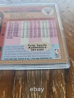 MICHAEL JORDAN 1992-93 Fleer Basketball #32 (HAND-SIGNED AUTOGRAPH) WithCOA (TSA)