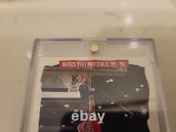 MICHAEL JORDAN 1996 Upper Deck Collector's Choice #25 HARD-SIGNED AUTO WithCOA TSA