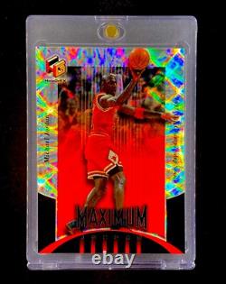 MICHAEL JORDAN DIAMOND REFRACTOR SP HOLO NBA Rare Card SILVER BULLS