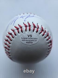 MICHAEL JORDAN Hand-Signed Autographed Baseball WithCOA & Protective Case (BULLS)